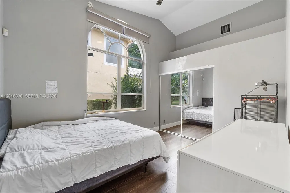 9251 NW 42nd Ct Coral Springs, FL 33065
