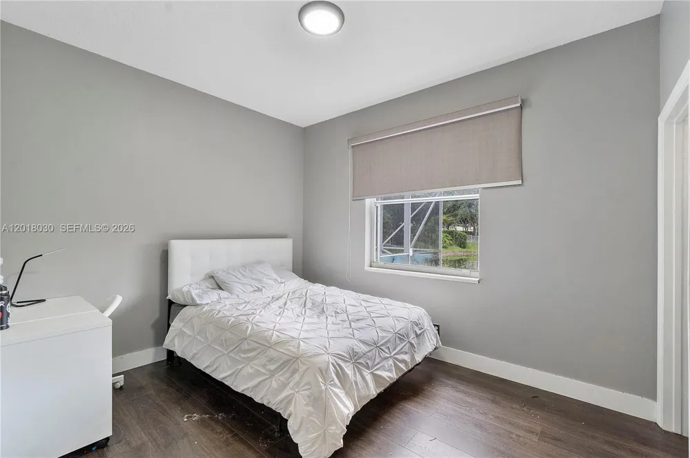 9251 NW 42nd Ct Coral Springs, FL 33065