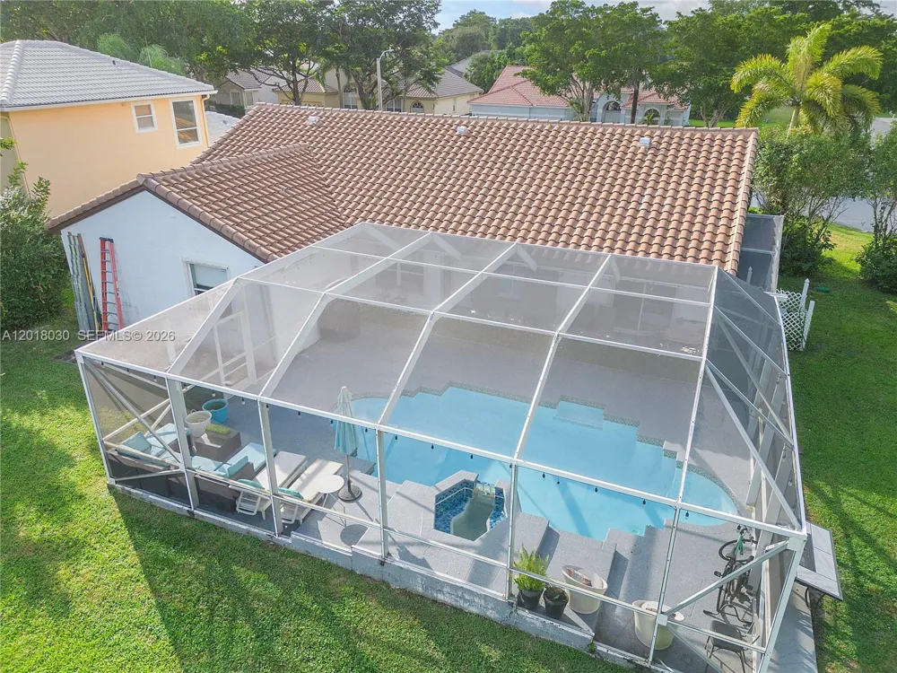 9251 NW 42nd Ct Coral Springs, FL 33065