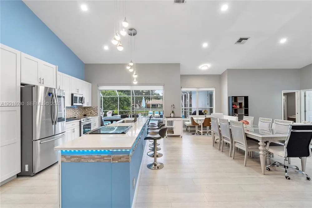 9251 NW 42nd Ct Coral Springs, FL 33065