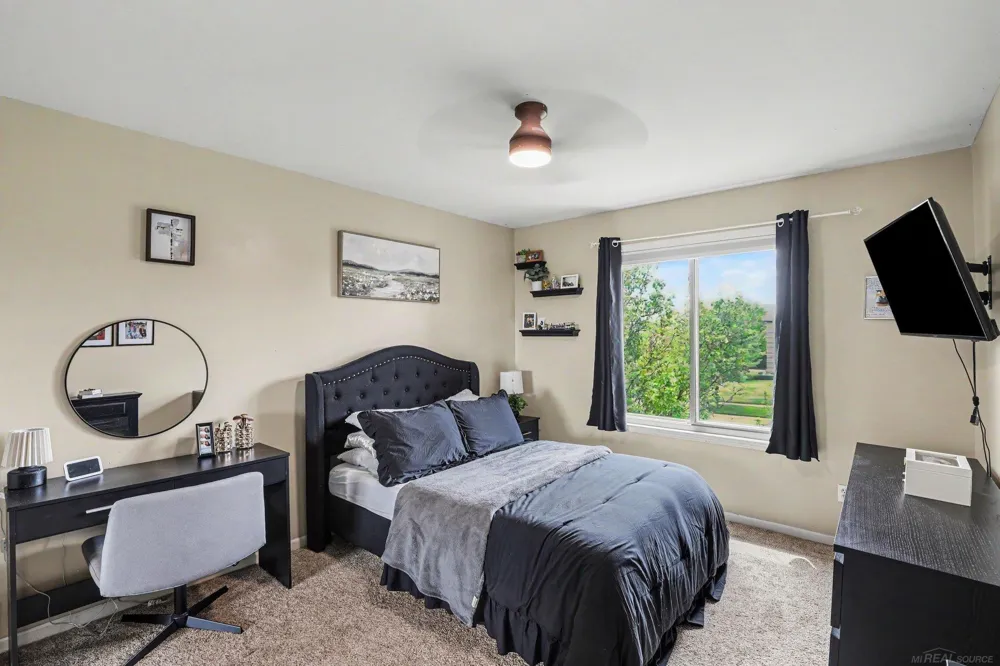 63564 Monticello E Drive Washington Township, MI 48095