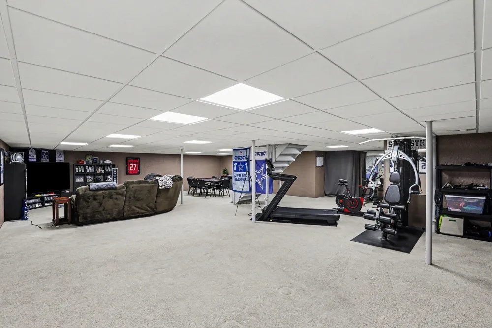 63564 Monticello E Drive Washington Township, MI 48095