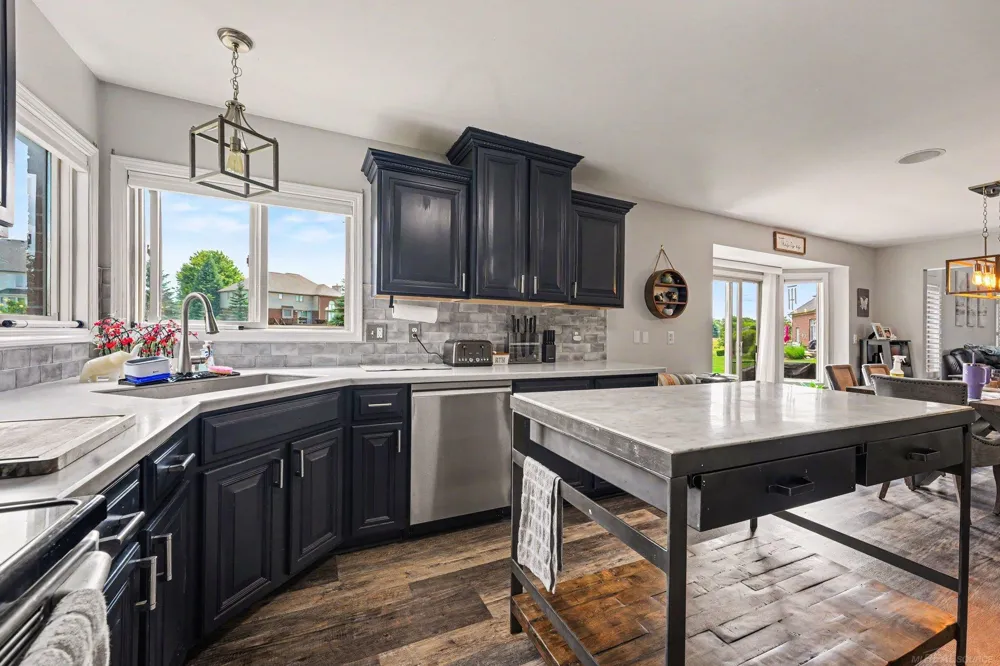 63564 Monticello E Drive Washington Township, MI 48095