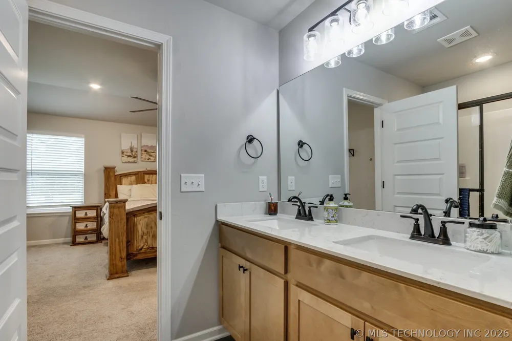 3321 Oak Ridge Guthrie, OK 73044