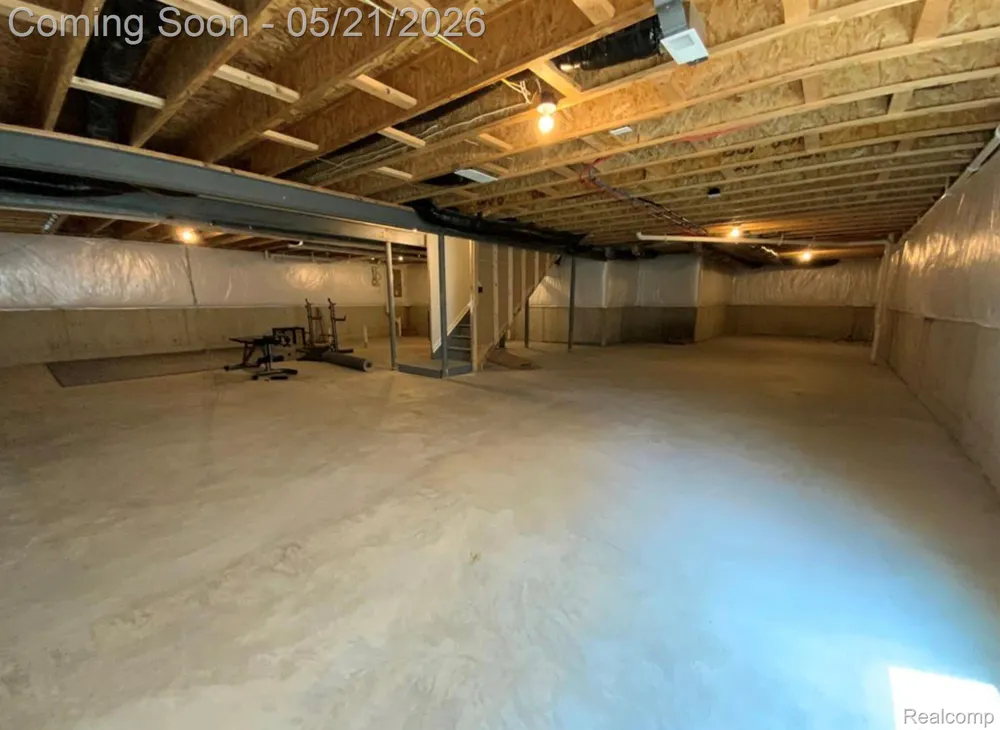 2060 Trimble Street Orion Charter Township, MI 48360