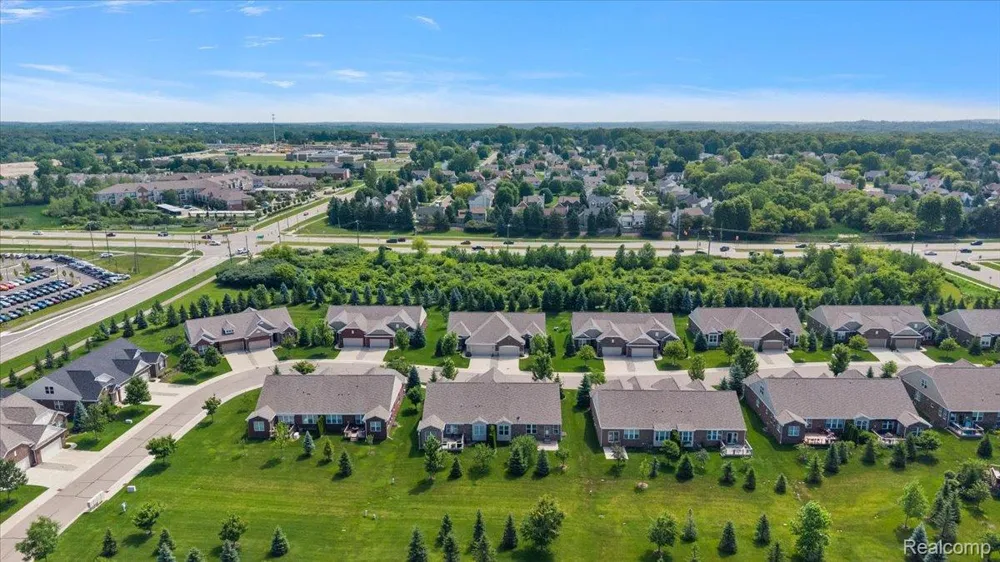2060 Trimble Street Orion Charter Township, MI 48360