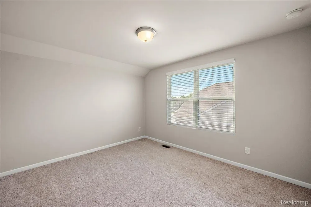 2060 Trimble Street Orion Charter Township, MI 48360