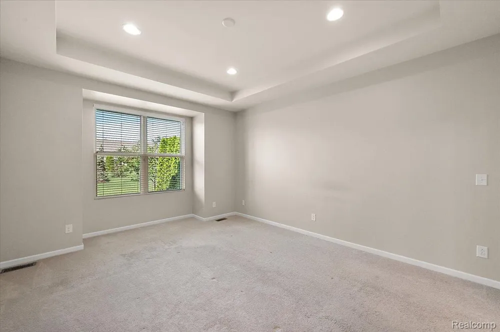 2060 Trimble Street Orion Charter Township, MI 48360
