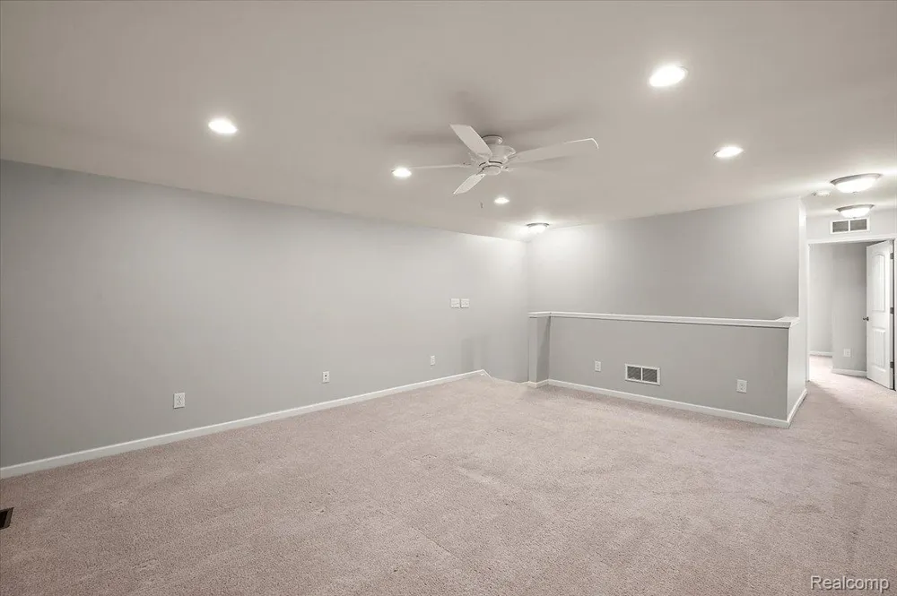 2060 Trimble Street Orion Charter Township, MI 48360