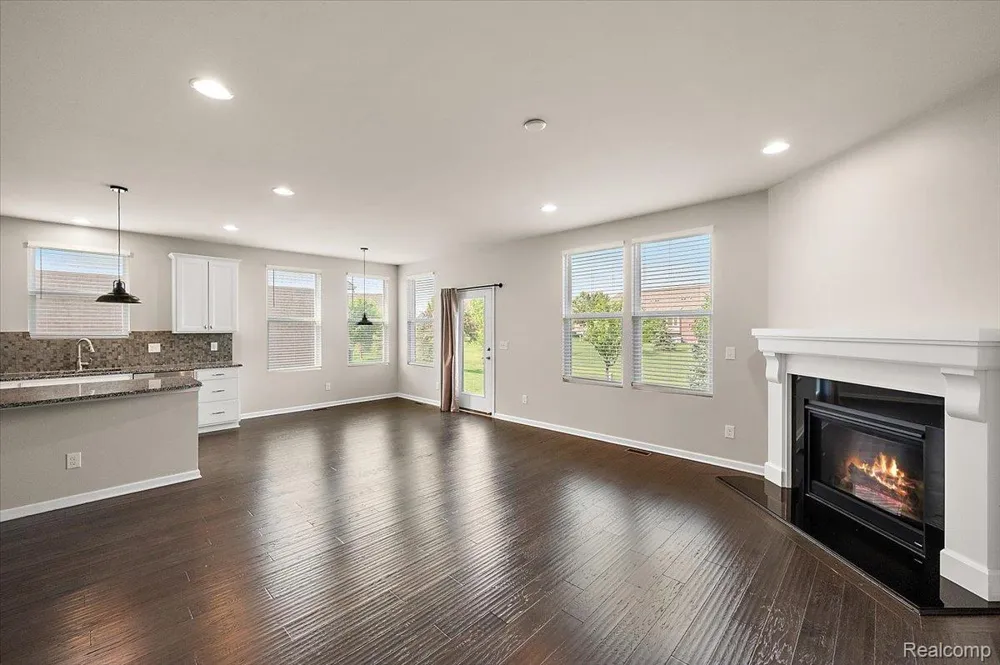 2060 Trimble Street Orion Charter Township, MI 48360