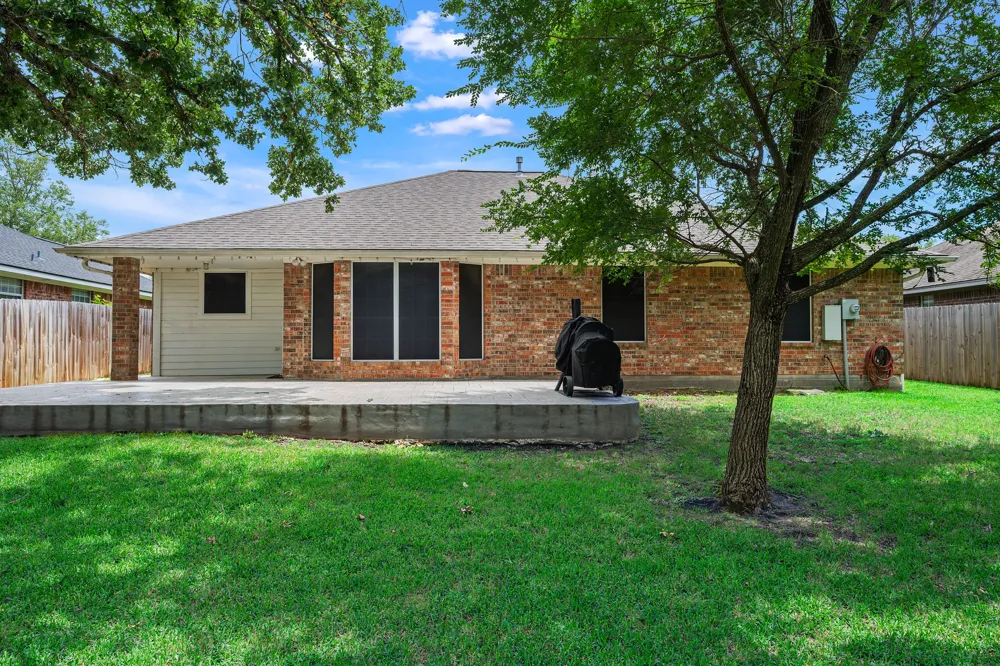 1521 Strasburg Circle College Station, TX 77845