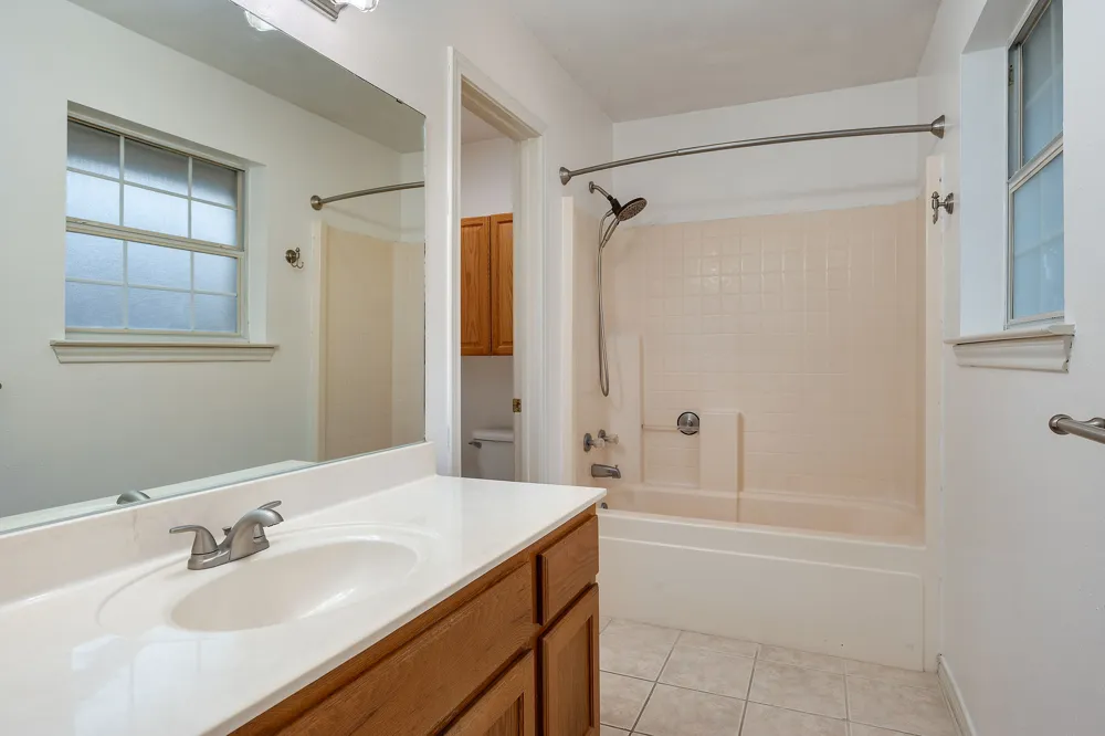 1521 Strasburg Circle College Station, TX 77845