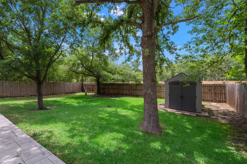 1521 Strasburg Circle College Station, TX 77845