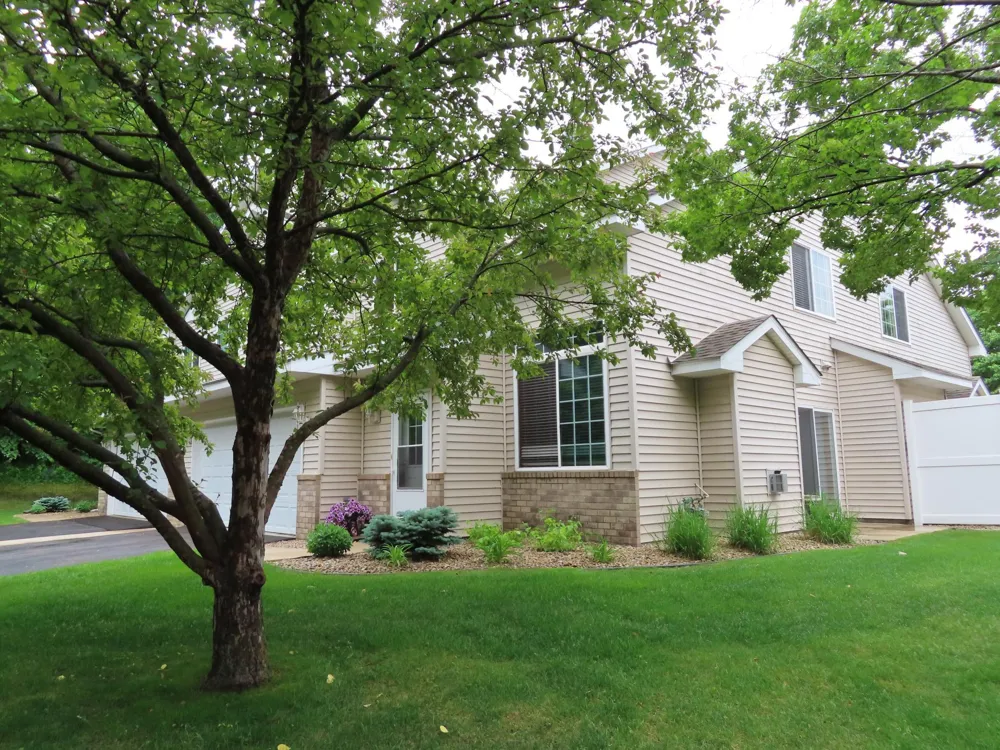 5439 Fawn Court SE Prior Lake, MN 55372