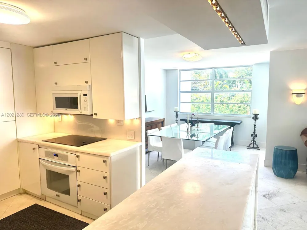 150 Ocean Lane Dr #2A Key Biscayne, FL 33149
