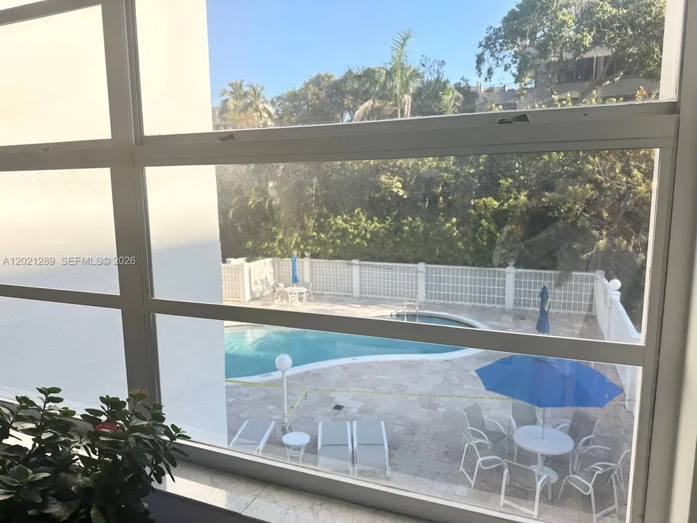 150 Ocean Lane Dr #2A Key Biscayne, FL 33149