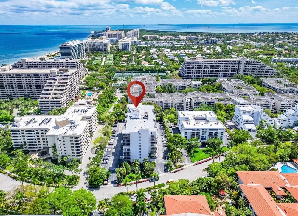 150 Ocean Lane Dr #2A Key Biscayne, FL 33149