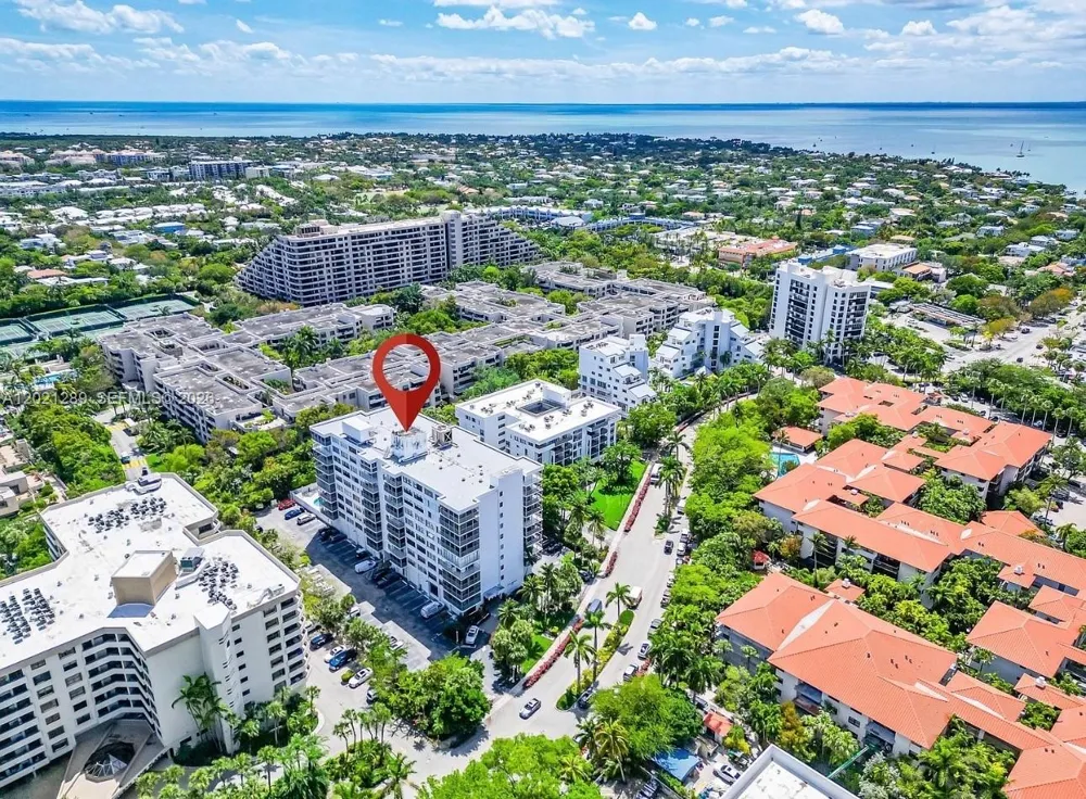 150 Ocean Lane Dr #2A Key Biscayne, FL 33149