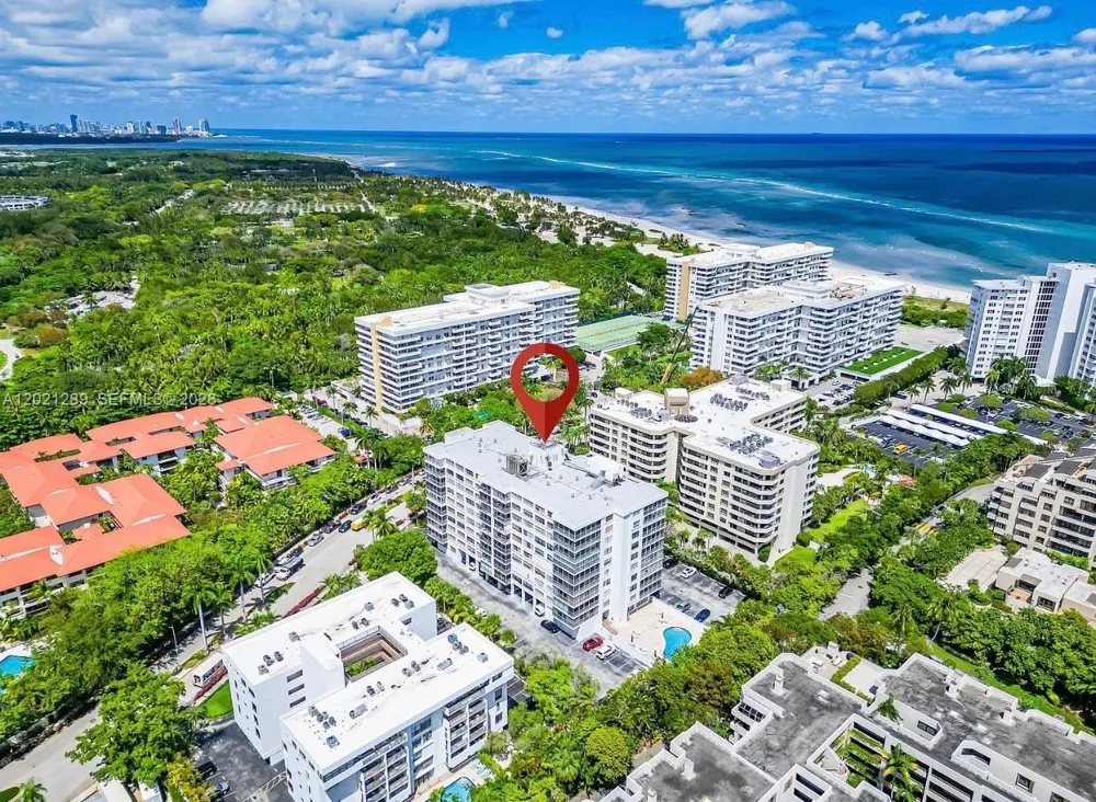 150 Ocean Lane Dr #2A Key Biscayne, FL 33149