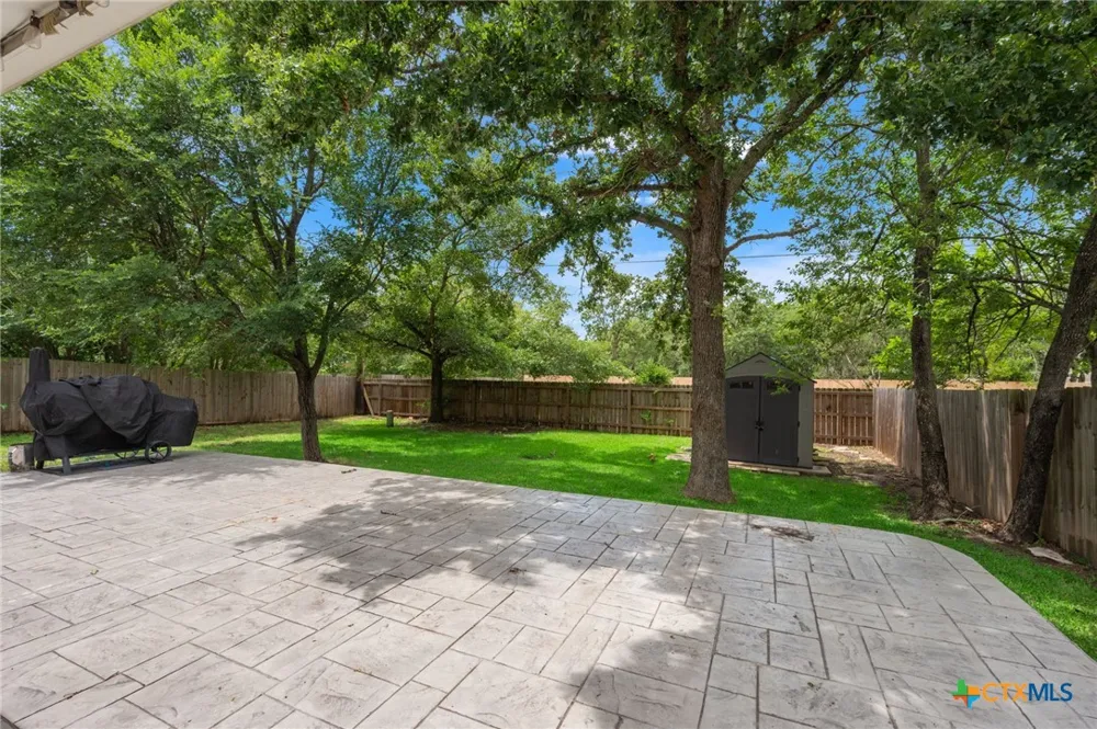 1521 Strasburg Circle College Station, TX 77845