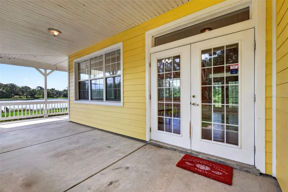 493 MALAUKA LOOP Ocklawaha, FL 32179