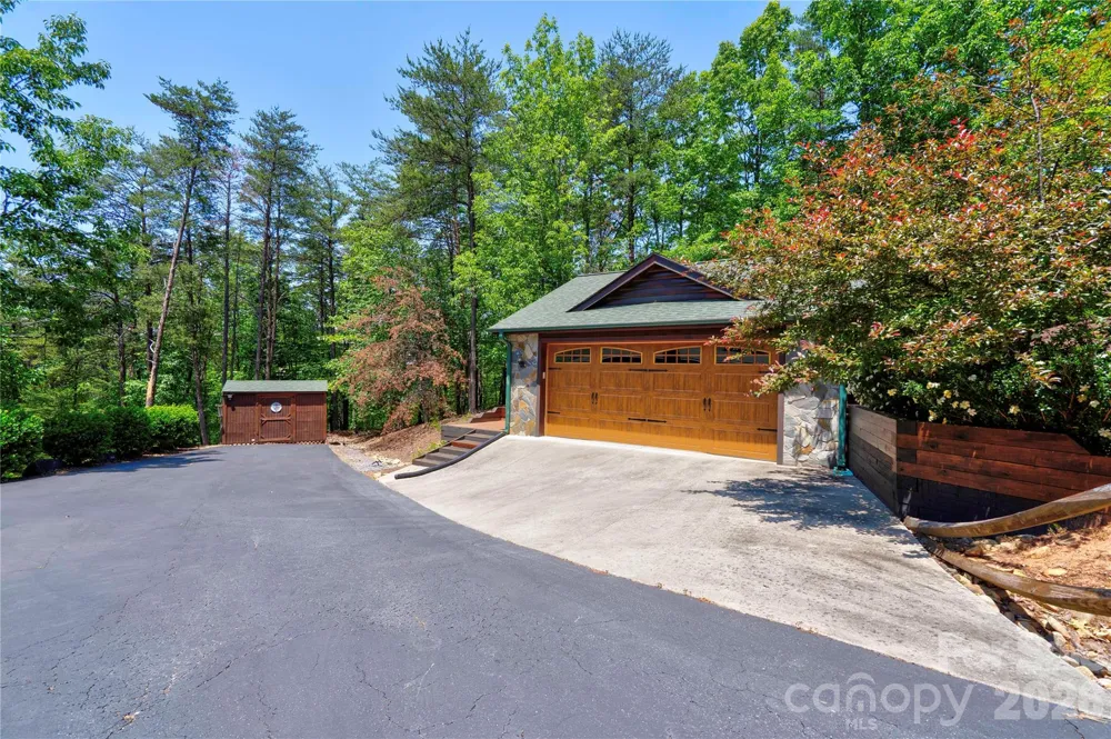 389 Woodgate Drive Bostic, NC 28018