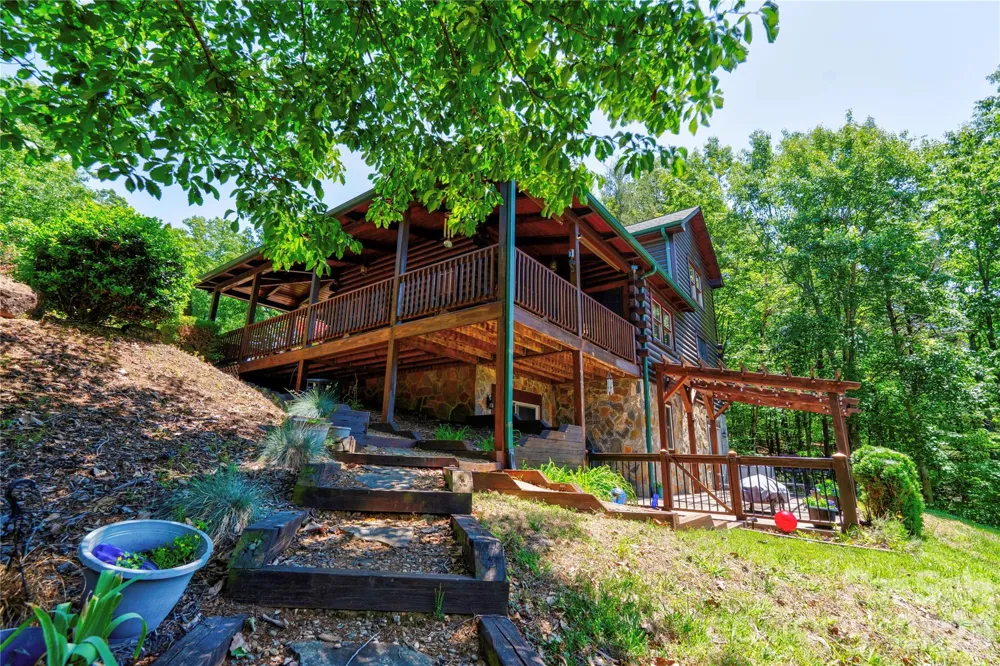 389 Woodgate Drive Bostic, NC 28018