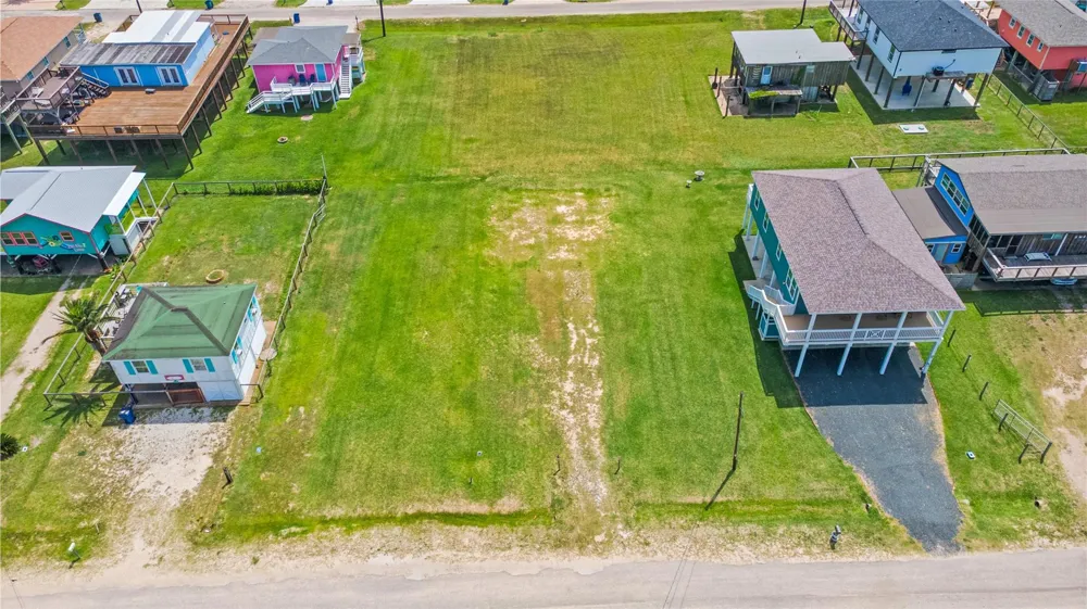 231 Coral Court Surfside Beach, TX 77541