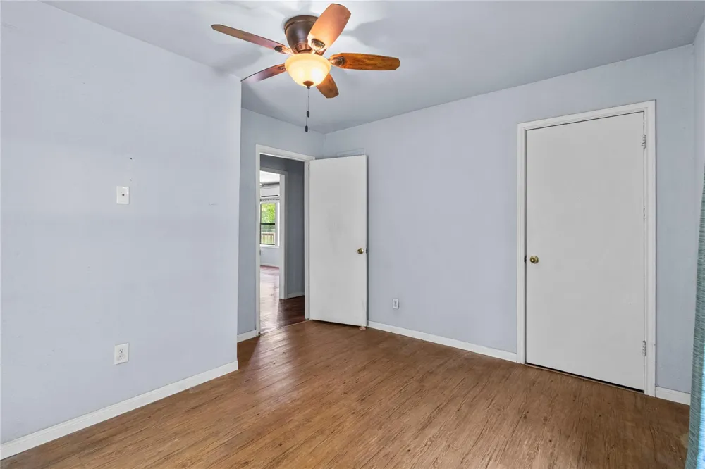 2813 Avenue H San Leon, TX 77539