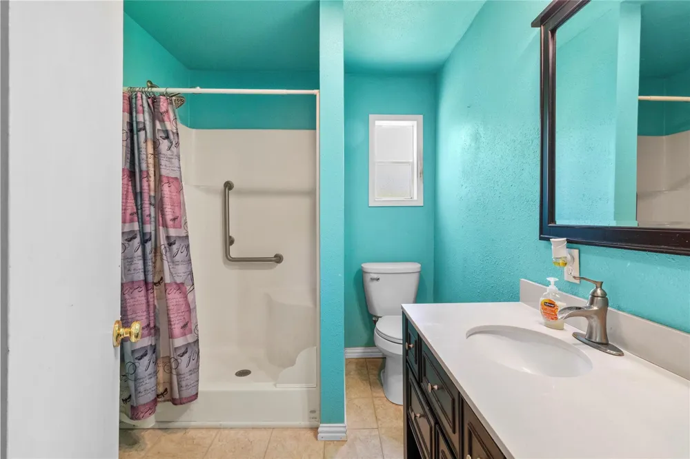 2813 Avenue H San Leon, TX 77539