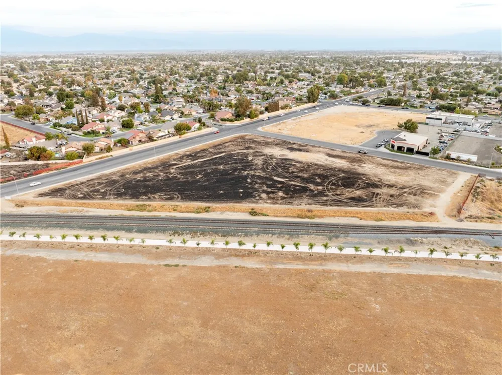 4525 Hughes Lane Bakersfield, CA 93304