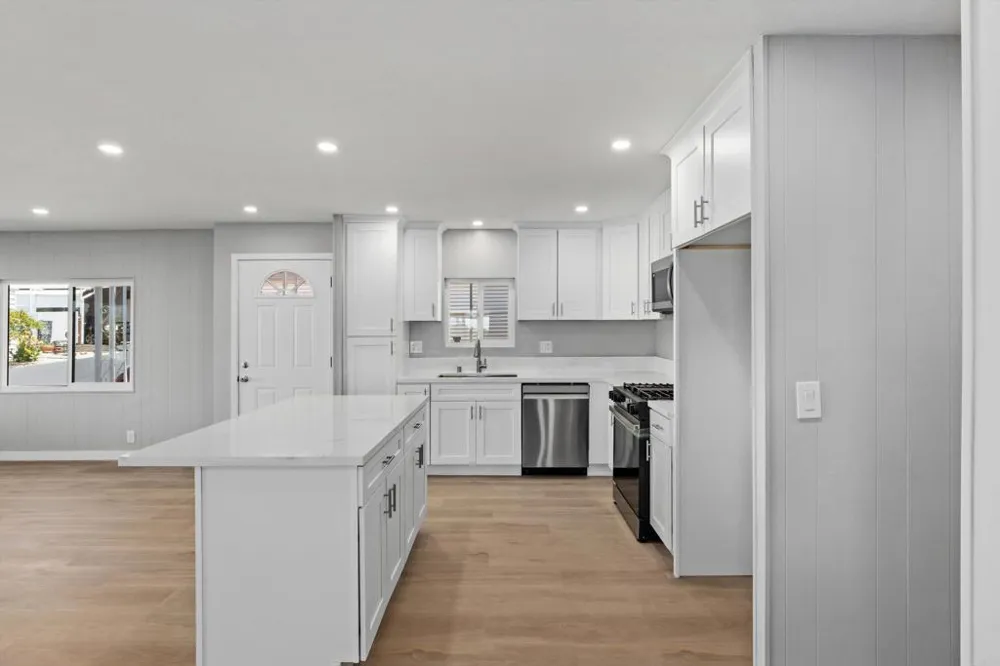 718 Sycamore Avenue #181 Vista, CA 92083