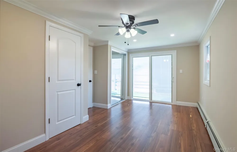459 Roquette Avenue Floral Park, NY 11001