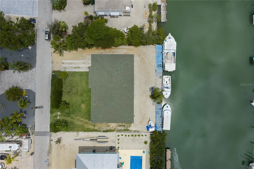 2100 AVENUE H Marathon, FL 33050