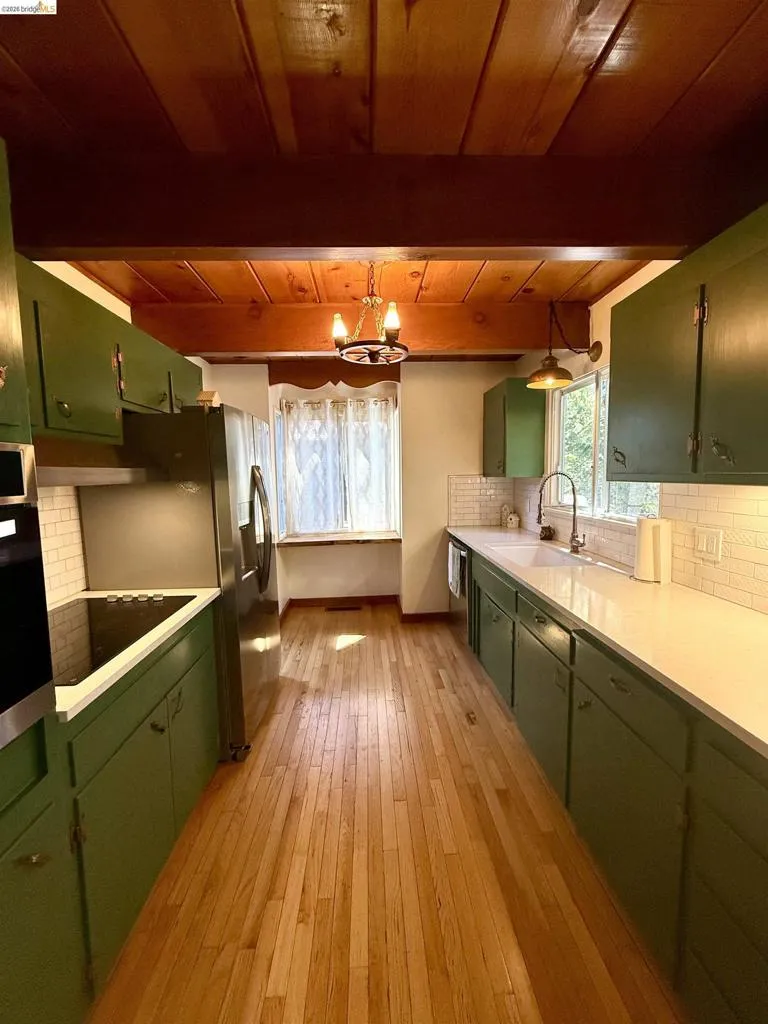 24086 Lama Hisum Rd Mi Wuk Village, CA 95346
