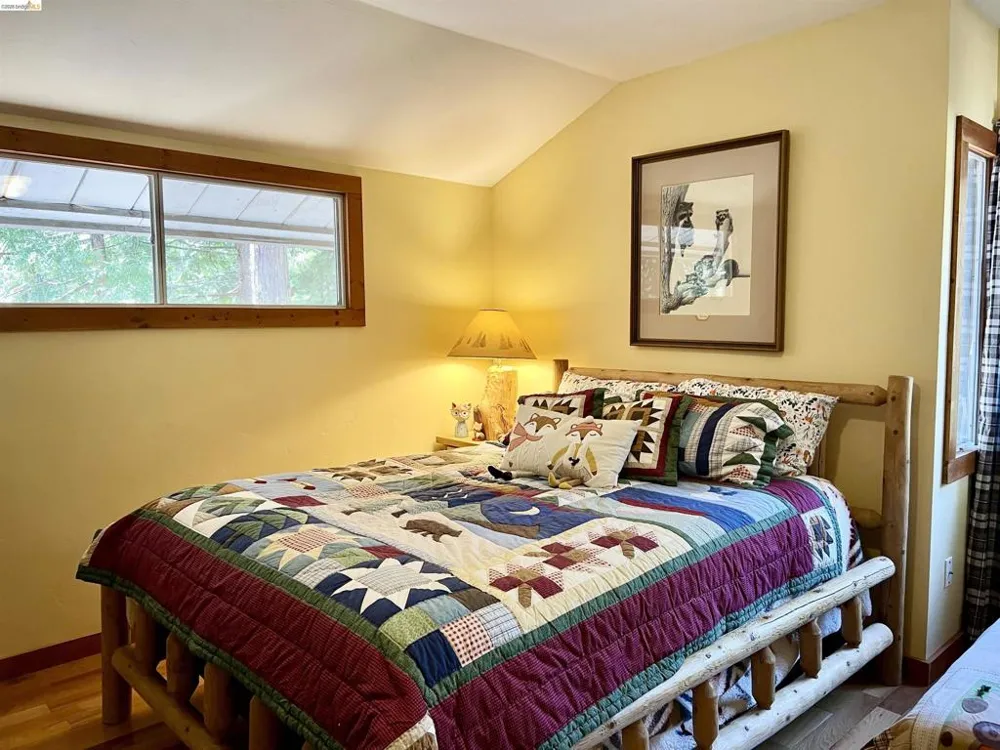 24086 Lama Hisum Rd Mi Wuk Village, CA 95346