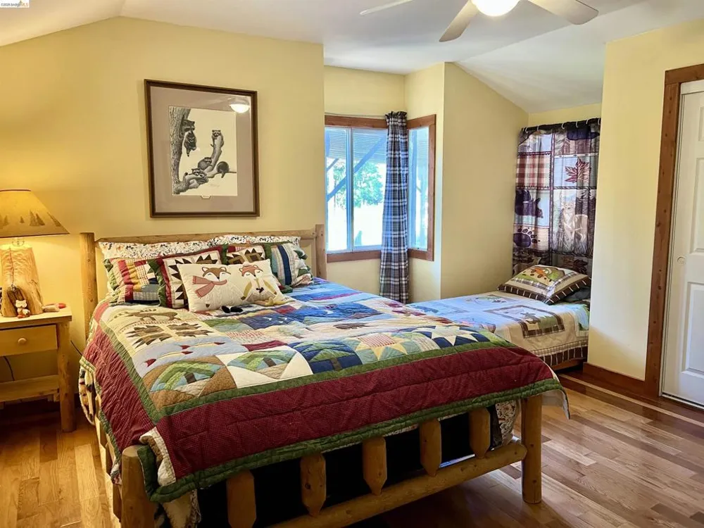 24086 Lama Hisum Rd Mi Wuk Village, CA 95346