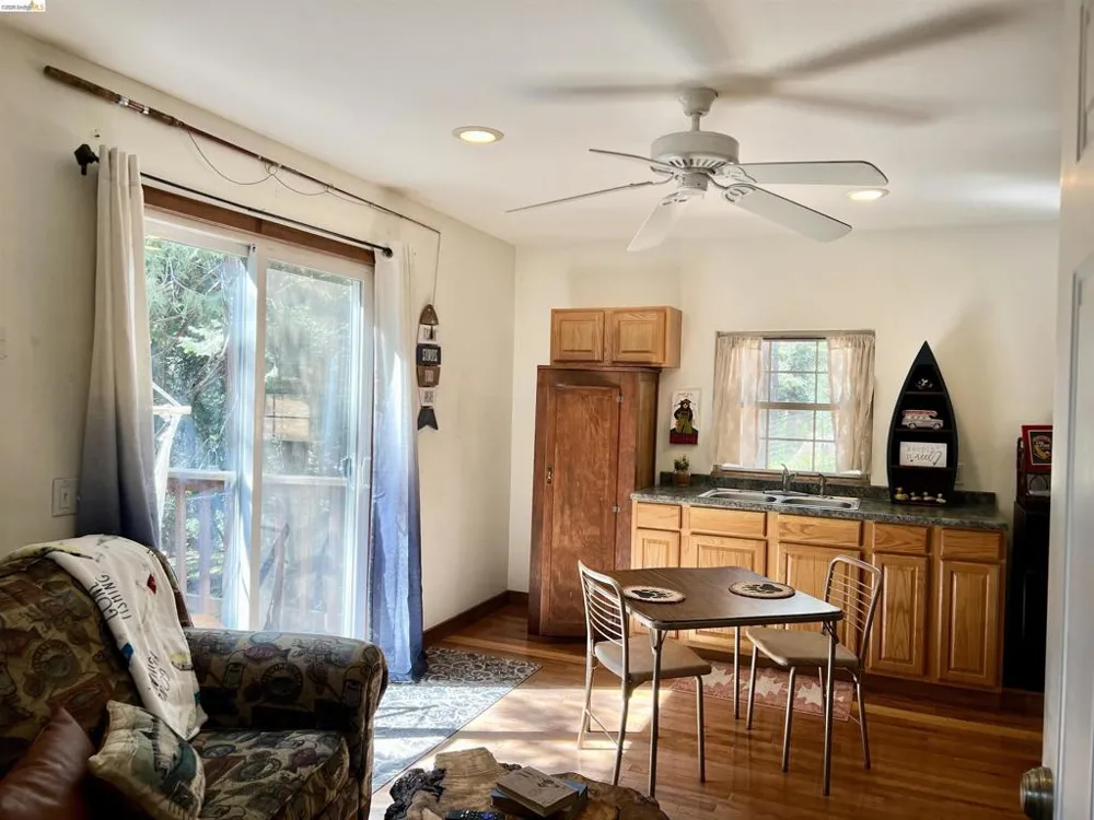 24086 Lama Hisum Rd Mi Wuk Village, CA 95346