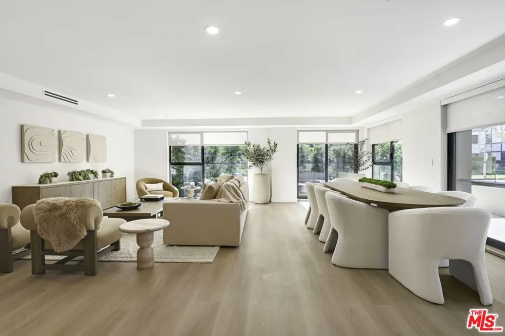 333 Palm Drive #104 Beverly Hills, CA 90210