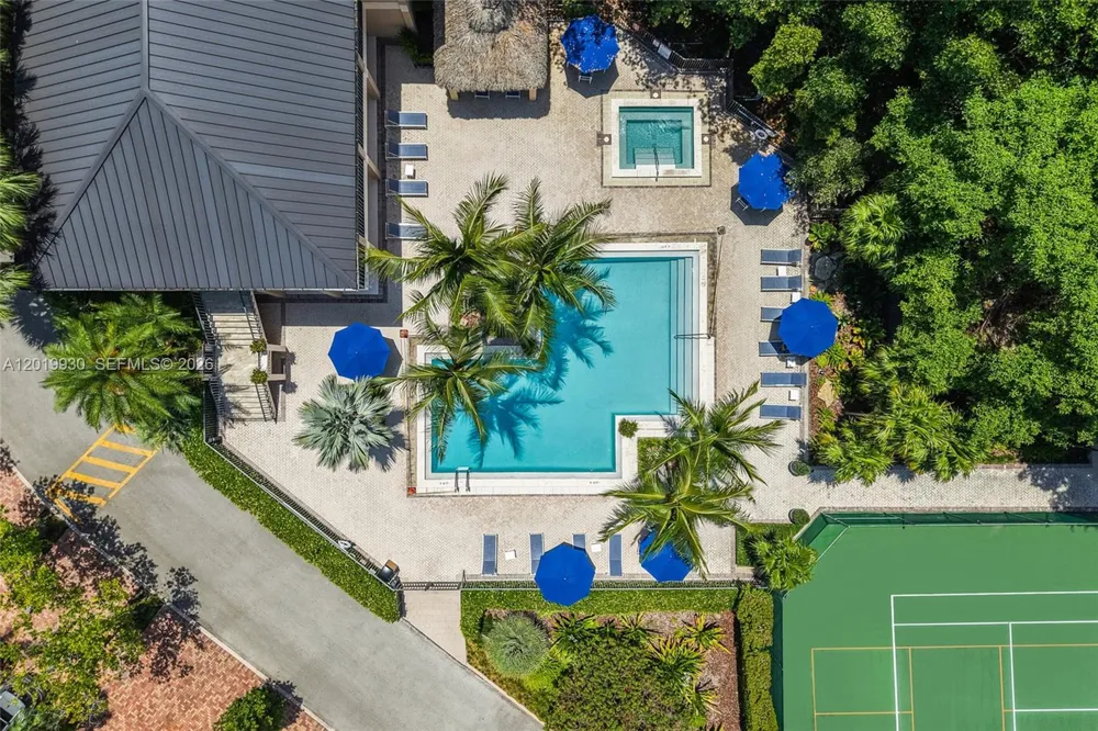 6226 Paradise Point Dr Palmetto Bay, FL 33157