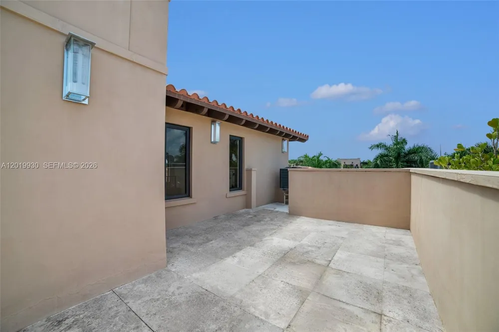 6226 Paradise Point Dr Palmetto Bay, FL 33157