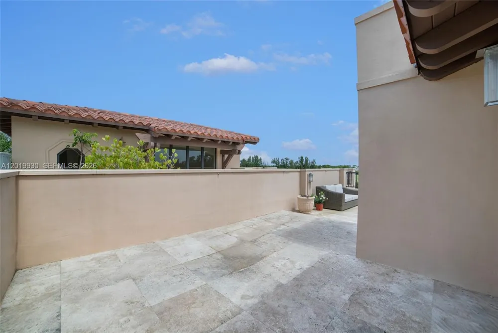 6226 Paradise Point Dr Palmetto Bay, FL 33157