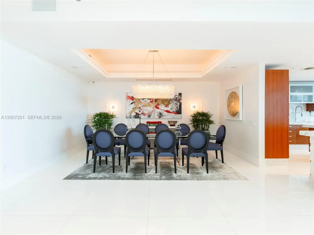 5959 Collins Ave #906 Miami Beach, FL 33140