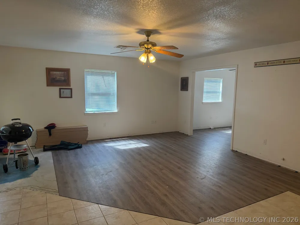 9420 E 120th Road Dustin, OK 74839