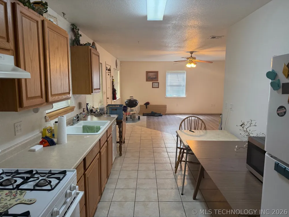 9420 E 120th Road Dustin, OK 74839