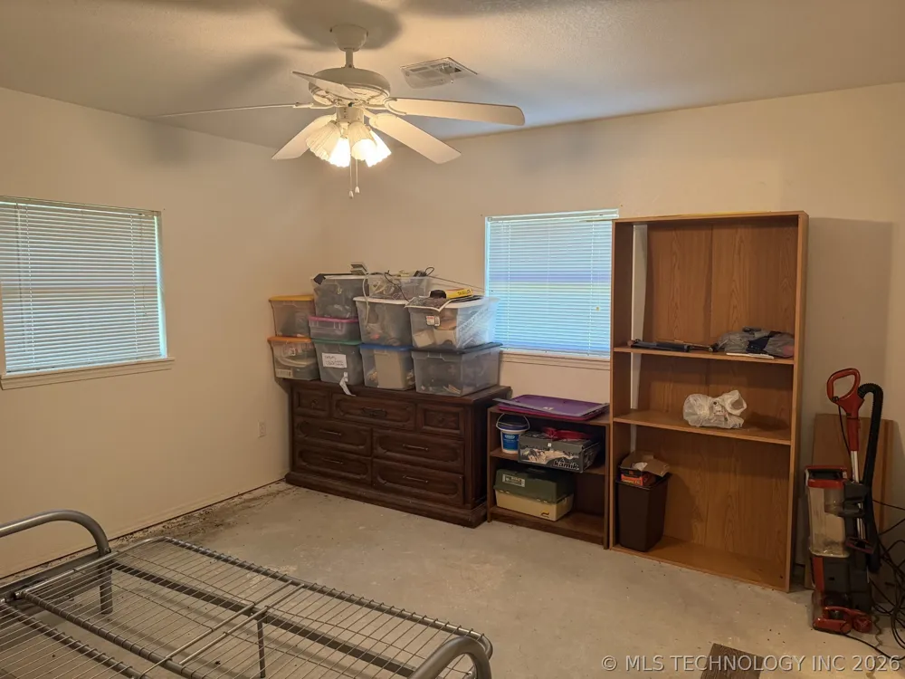 9420 E 120th Road Dustin, OK 74839