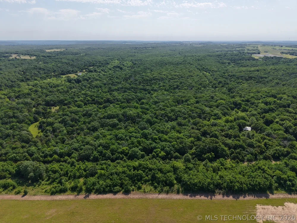 9420 E 120th Road Dustin, OK 74839