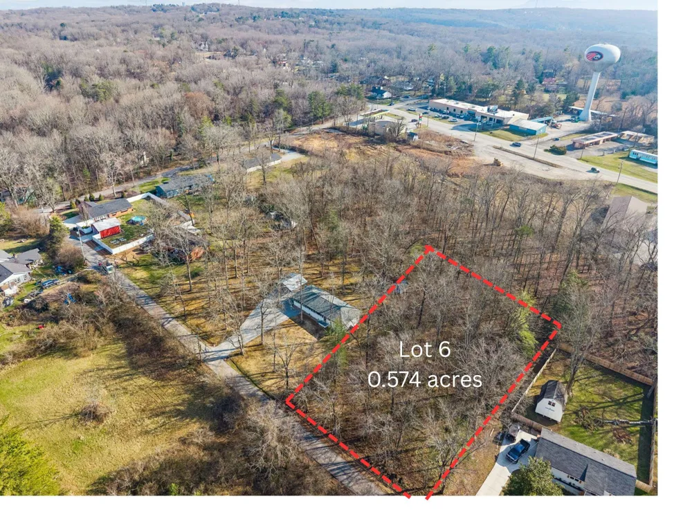 3913 Umbarger Lane Signal Mountain, TN 37377