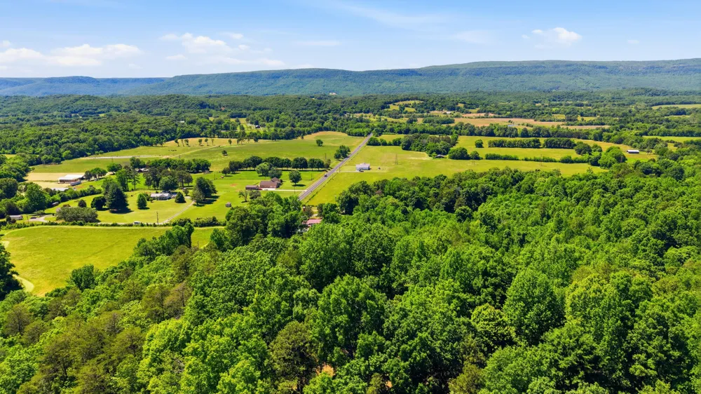 400 Ditch Gap Road Whitwell, TN 37397