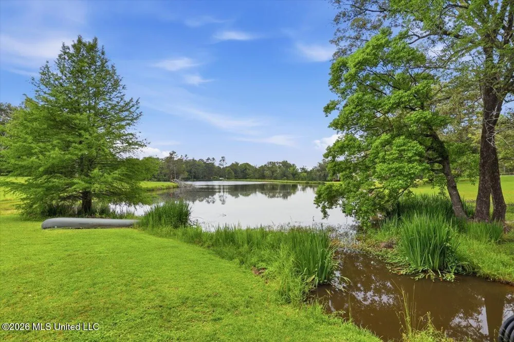 1521 Lake Mimosa Drive Raymond, MS 39154